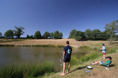 Organisez votre Séjour de Pêche en Étang Privé en France